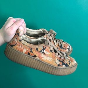 Camo fenty puma creepers